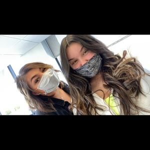 Meet your Posher, Alexys